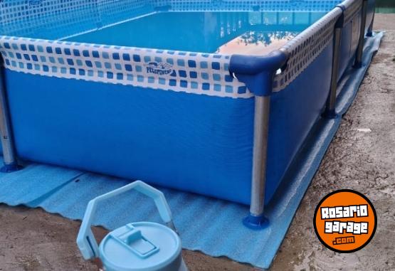 Hogar - Pileta pelopincho 1030 + cobertor+ base protectora - En Venta