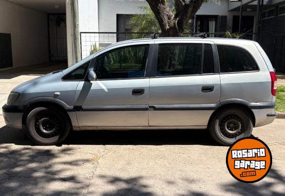 Autos - Chevrolet Zafira 2003 GNC 10Km - En Venta