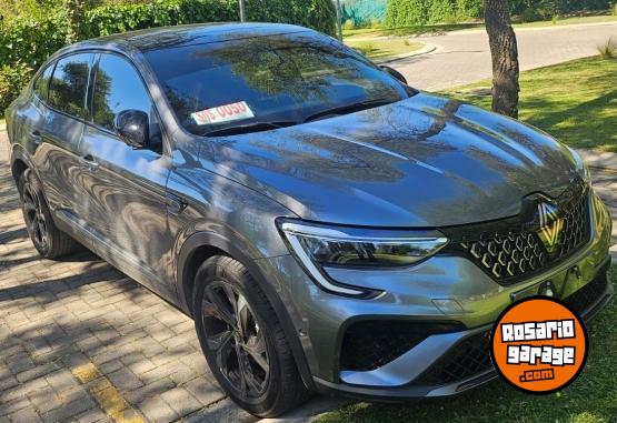 Autos - Renault arkana 1.3t esprit alpine 2025 Electrico / Hibrido 9600Km - En Venta
