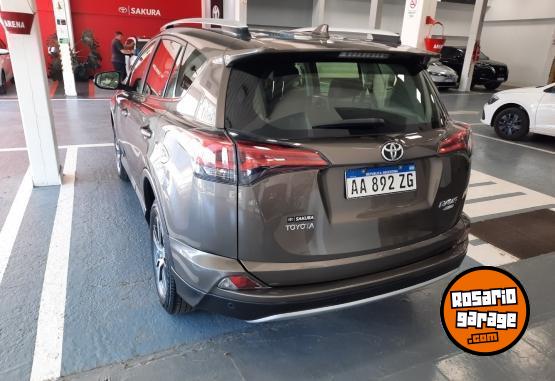 Camionetas - Toyota RAV4 VX 2017 Nafta 90000Km - En Venta