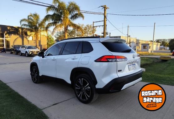 Autos - Toyota Corolla Cross SEG Safety 2025 Nafta 3200Km - En Venta