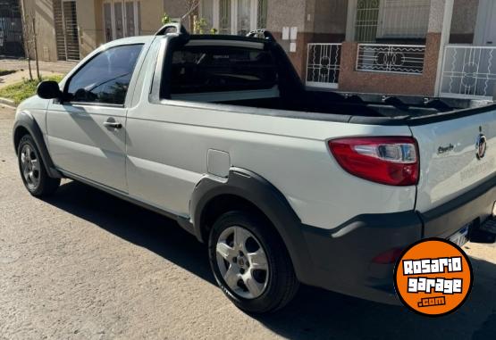 Utilitarios - Fiat strada working 2017 GNC 95000Km - En Venta