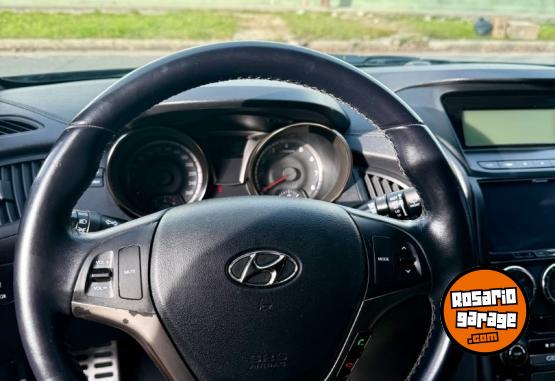 Autos - Hyundai Genesis 2013 Nafta 83500Km - En Venta