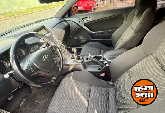 Autos - Hyundai Genesis 2013 Nafta 83500Km - En Venta