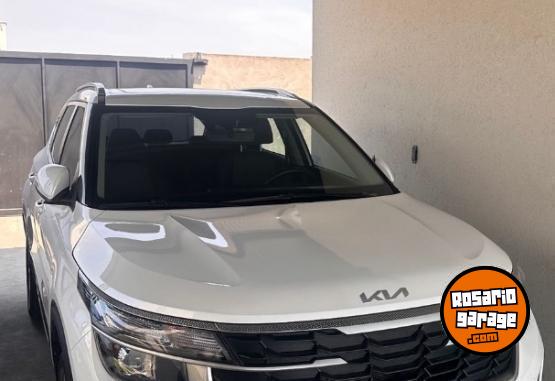 Camionetas - Kia Seltos 1.5 CVT 2025 Nafta 20000Km - En Venta