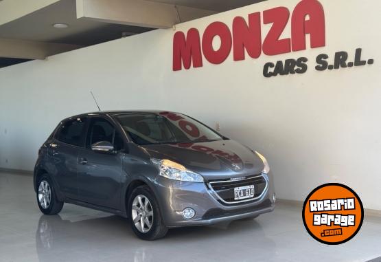 Autos - Peugeot 208 Allure 2015 Nafta 123000Km - En Venta