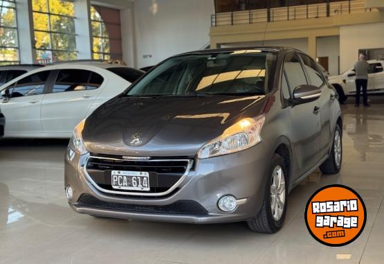 Autos - Peugeot 208 Allure 2015 Nafta 123000Km - En Venta