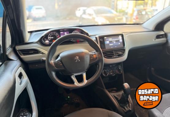 Autos - Peugeot 208 Allure 2015 Nafta 123000Km - En Venta