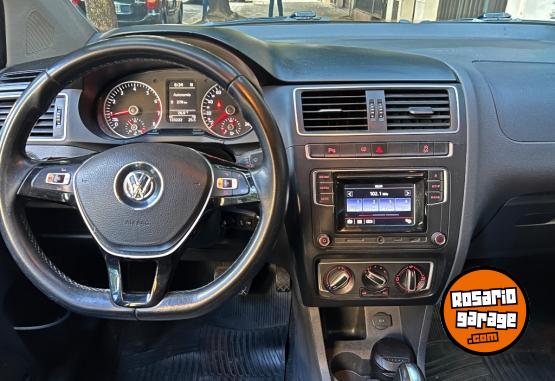 Autos - Volkswagen Suran 1.6 Highline AT 2017 Nafta 133000Km - En Venta