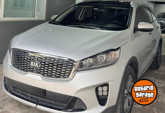 Camionetas - Kia SORENTO 2020 Diesel 80000Km - En Venta
