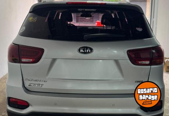Camionetas - Kia SORENTO 2020 Diesel 80000Km - En Venta