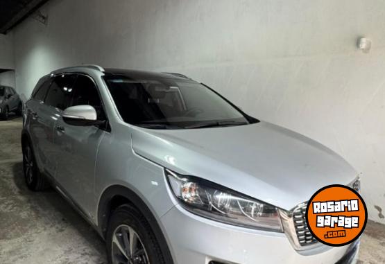 Camionetas - Kia SORENTO 2020 Diesel 80000Km - En Venta