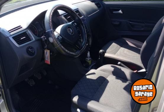 Autos - Volkswagen Suran 2016 GNC 113000Km - En Venta