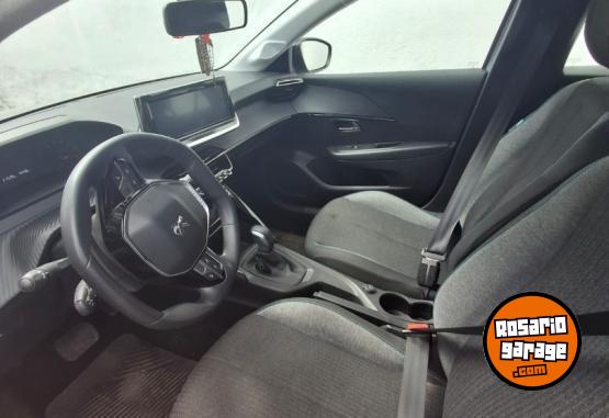 Autos - Peugeot 208 2023 Nafta 22000Km - En Venta