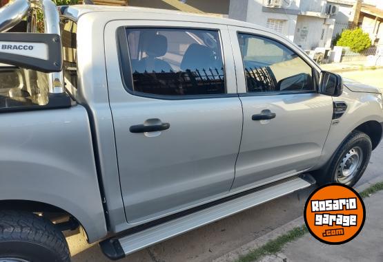 Camionetas - Ford Ranger XLT 2.5 NAFTA,, 2020 Nafta 92000Km - En Venta