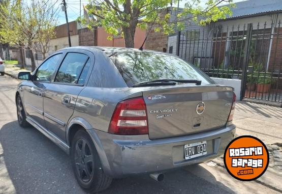 Autos - Chevrolet Astra 2010 Nafta 238000Km - En Venta