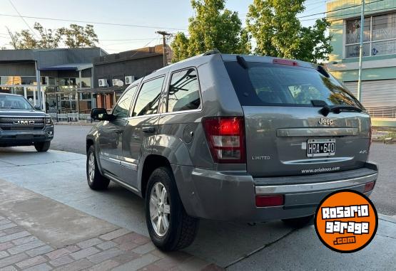 Camionetas - Jeep GRAND CHEROKEE 4.7 2008 Nafta 197000Km - En Venta
