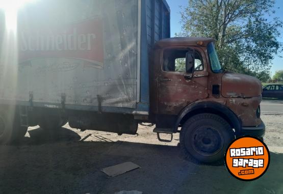 Camiones y Grúas - Vendo 2 1114 1981 titular saider para 10 palet - En Venta