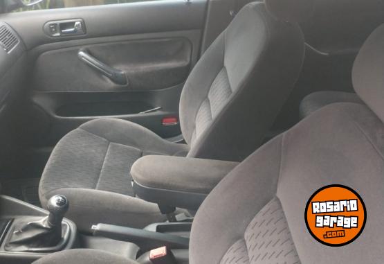 Autos - Volkswagen GOLF 1.6. Sedan 5 puertas 2006 Nafta 134815Km - En Venta