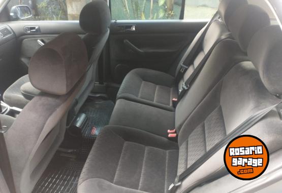 Autos - Volkswagen GOLF 1.6. Sedan 5 puertas 2006 Nafta 134815Km - En Venta