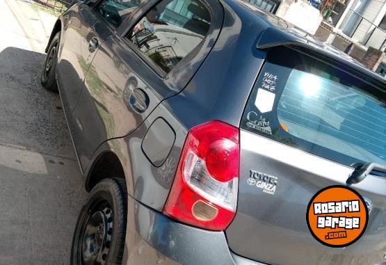 Autos - Toyota Etios 2021 Nafta 105000Km - En Venta