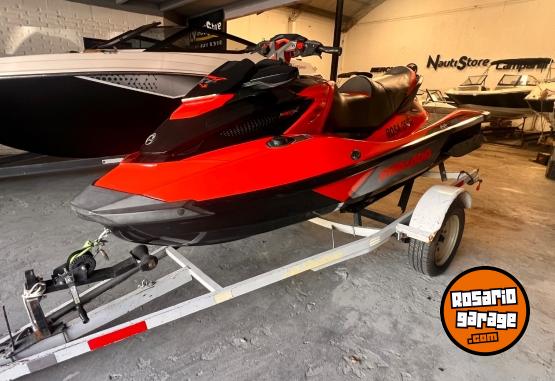Embarcaciones - Moto de agua sea doo 300 rs 2017 con trailer 109 hs $25.000 - En Venta
