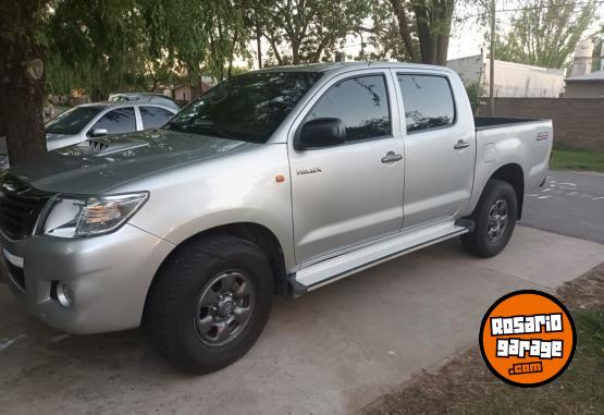 Camionetas - Toyota Hilux 2012 Diesel 245000Km - En Venta