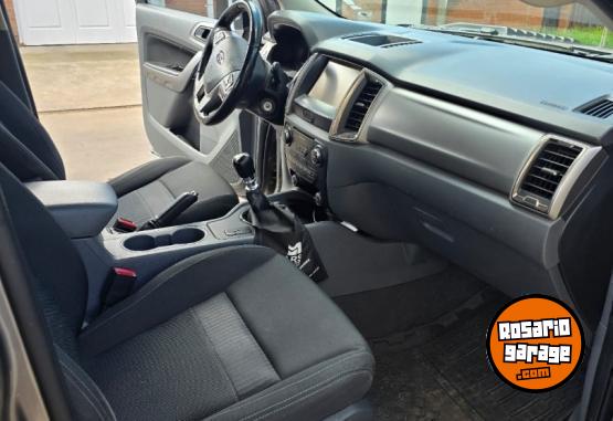 Camionetas - Ford Ranger xlt 2016 Diesel 163000Km - En Venta