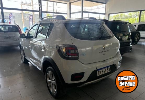 Autos - Renault Sandero stepway privilege 2017 Nafta 80000Km - En Venta