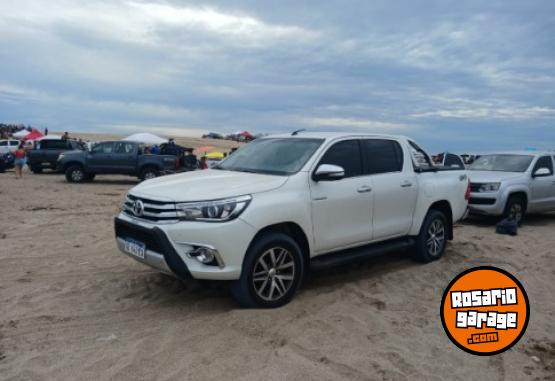 Camionetas - Toyota Hilux 2017 Diesel 149000Km - En Venta
