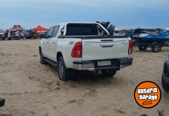Camionetas - Toyota Hilux 2017 Diesel 149000Km - En Venta