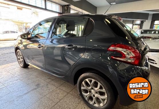 Autos - Peugeot 208 2016 Nafta 95000Km - En Venta