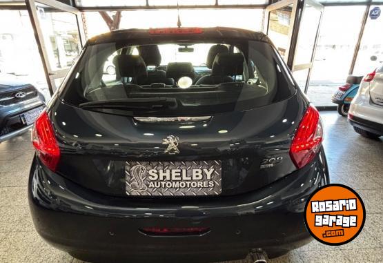 Autos - Peugeot 208 2016 Nafta 95000Km - En Venta