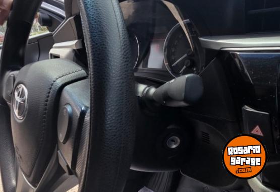 Autos - Toyota Corolla XEI 2014 Nafta 129000Km - En Venta