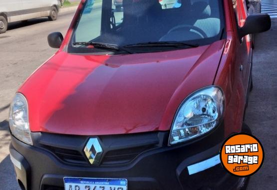 Utilitarios - Renault kangoo 2017 GNC 170000Km - En Venta