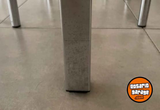 Hogar - Mesa Rectangular de vidrio - En Venta