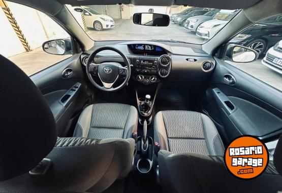 Autos - Toyota ETIOS XS 2018 Nafta 118000Km - En Venta