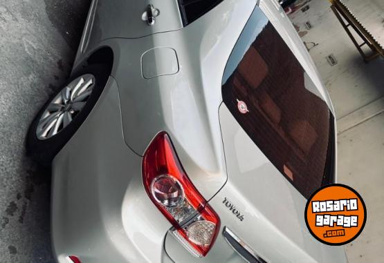 Autos - Toyota COROLLA SEG 2013 Nafta 165000Km - En Venta