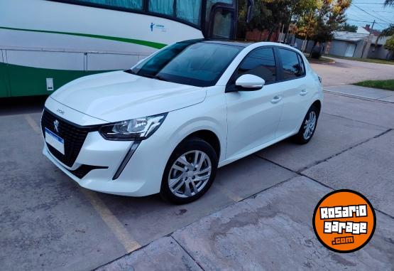 Autos - Peugeot 208 2023 Nafta 34000Km - En Venta