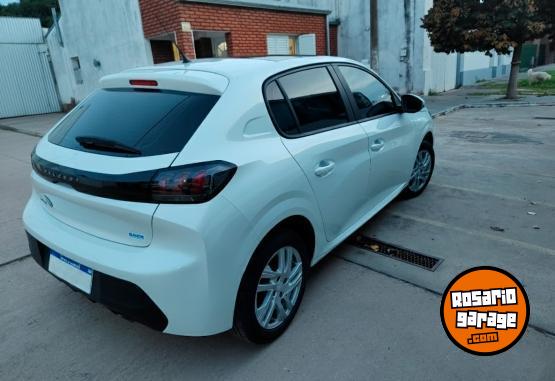 Autos - Peugeot 208 2023 Nafta 34000Km - En Venta