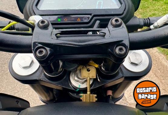 Motos - Bajaj Dominar D400 2022 Nafta 8100Km - En Venta