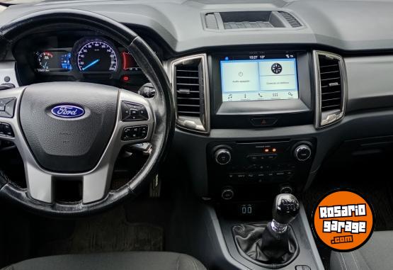 Camionetas - Ford Ranger XLT 2018 Diesel 180000Km - En Venta
