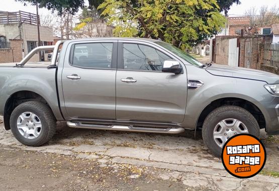 Camionetas - Ford Ranger XLT 2018 Diesel 180000Km - En Venta