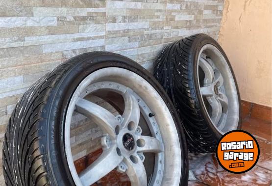 Accesorios para Autos - LLANTAS 18 + 5 CUBIERTAS AL 90% - En Venta