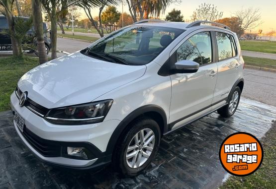 Autos - Volkswagen Crossfox Highline Msi 2015 Nafta 59000Km - En Venta