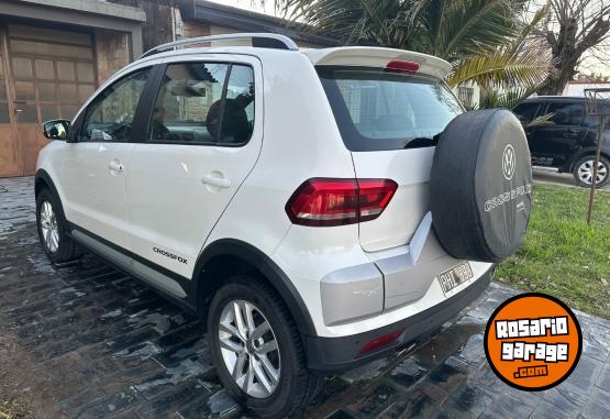 Autos - Volkswagen Crossfox Highline Msi 2015 Nafta 59000Km - En Venta