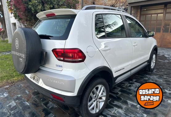 Autos - Volkswagen Crossfox Highline Msi 2015 Nafta 59000Km - En Venta