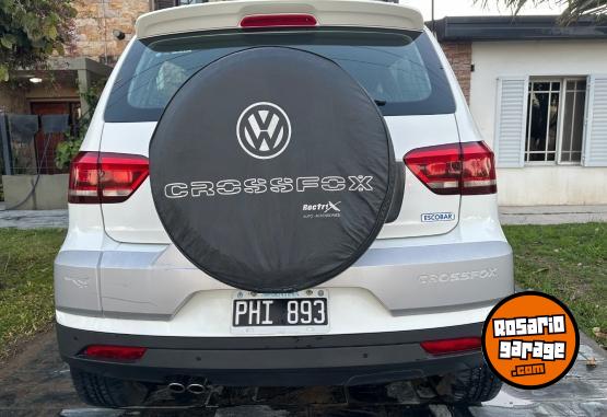 Autos - Volkswagen Crossfox Highline Msi 2015 Nafta 59000Km - En Venta