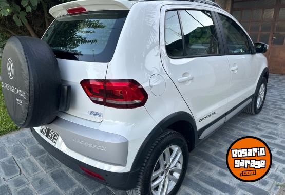 Autos - Volkswagen Crossfox Highline Msi 2015 Nafta 59000Km - En Venta