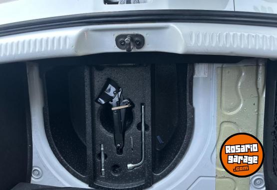 Autos - Volkswagen Crossfox Highline Msi 2015 Nafta 59000Km - En Venta